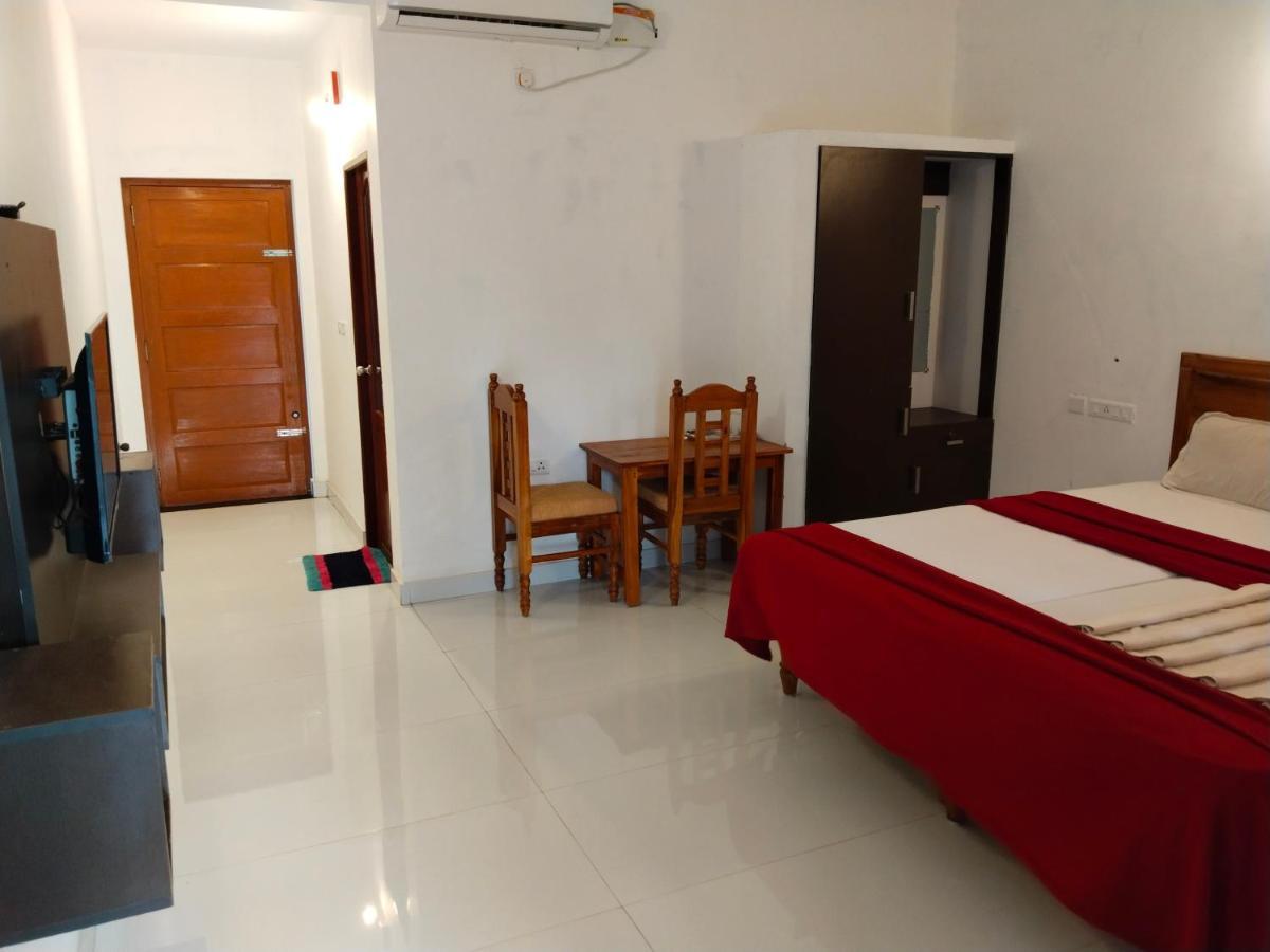 טריואנדרום Hotel Neptune Kovalam מראה חיצוני תמונה