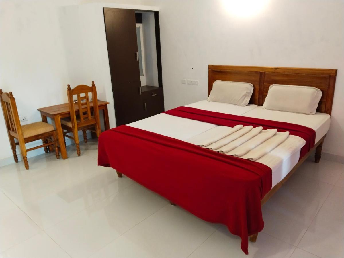 טריואנדרום Hotel Neptune Kovalam מראה חיצוני תמונה