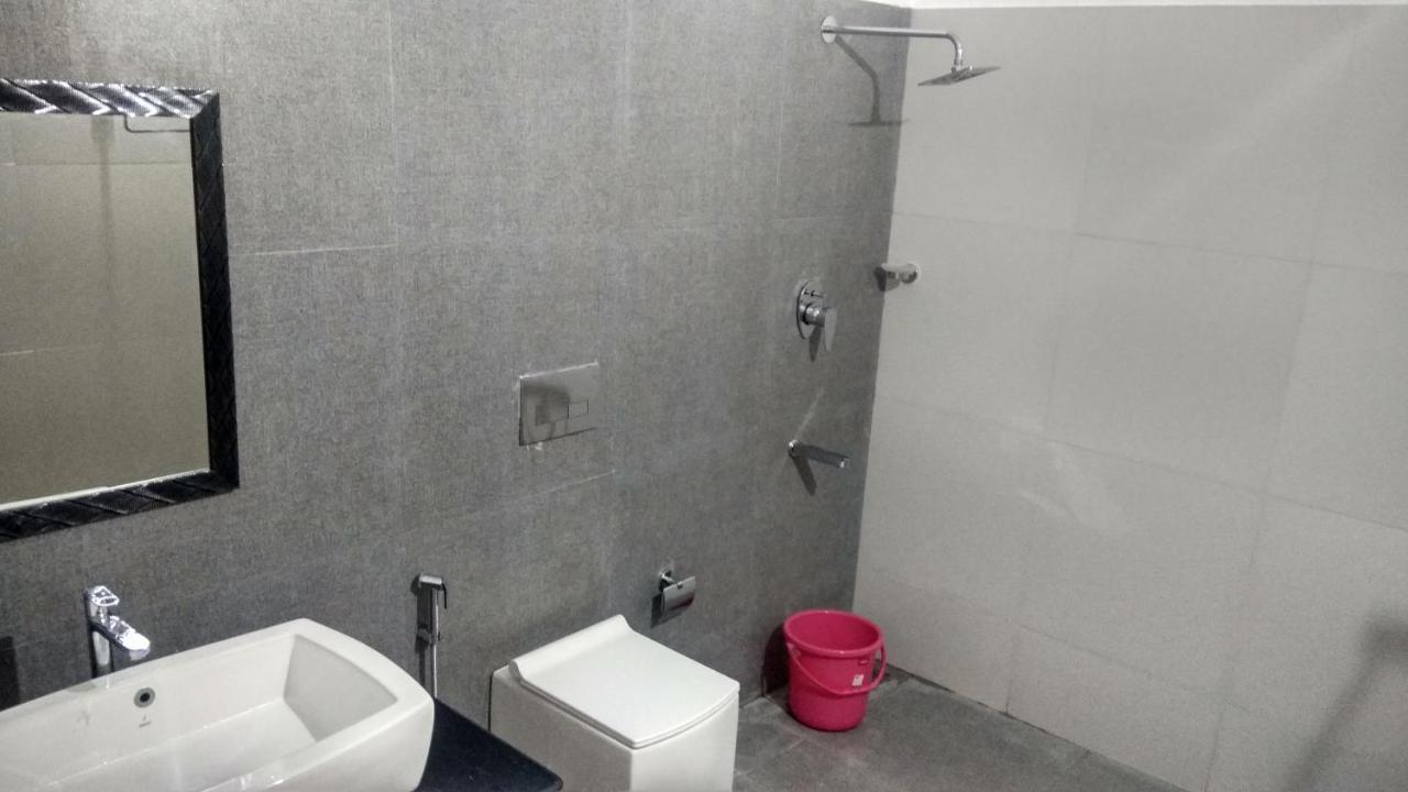 טריואנדרום Hotel Neptune Kovalam מראה חיצוני תמונה
